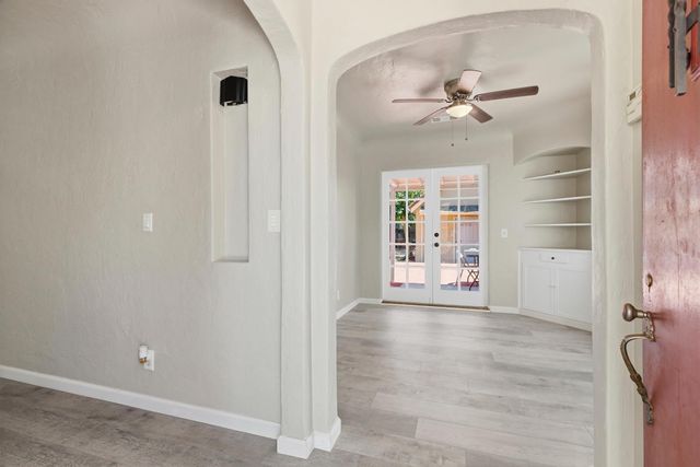 219 Sunset Blvd, Modesto, CA 95351