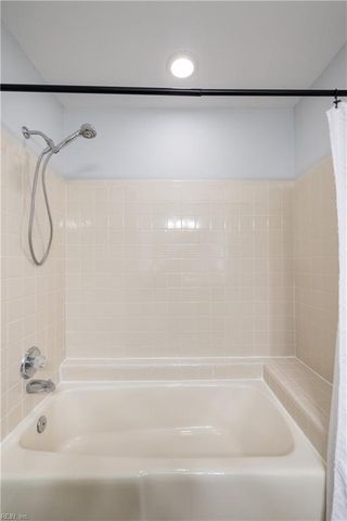 4802 Bay Landing DR, Virginia Beach, VA 23455