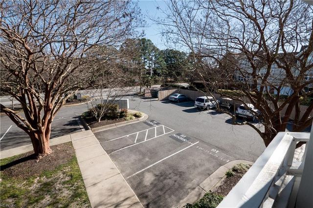 4802 Bay Landing DR, Virginia Beach, VA 23455