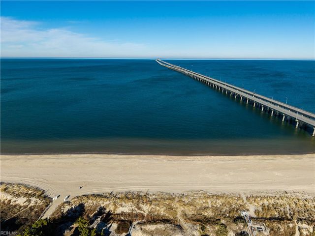 4802 Bay Landing DR, Virginia Beach, VA 23455