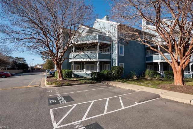 4802 Bay Landing DR, Virginia Beach, VA 23455