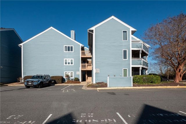 4802 Bay Landing DR, Virginia Beach, VA 23455