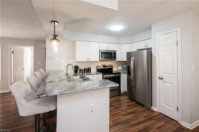 4802 Bay Landing DR, Virginia Beach, VA 23455