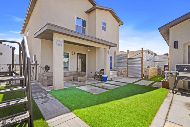2705 MARIA CASAS Street, El Paso, TX 79938