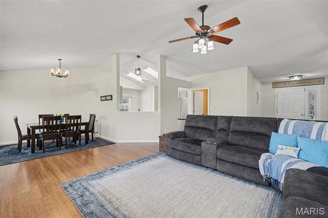 2525 Castle Pines Drive, Imperial, MO 63052