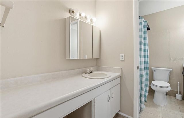 8511 12TH WAY N A, St Petersburg, FL 33702