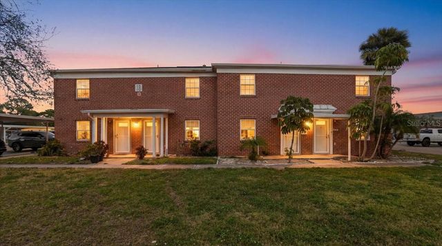 8511 12TH WAY N A, St Petersburg, FL 33702