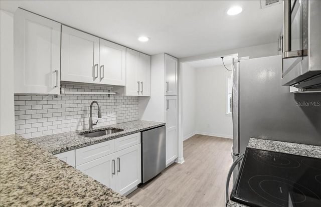 8511 12TH WAY N A, St Petersburg, FL 33702