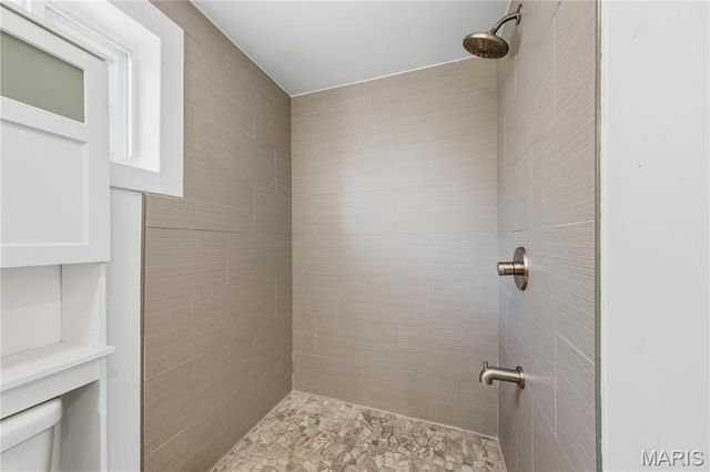 210 Horn Avenue, St Louis, MO 63125