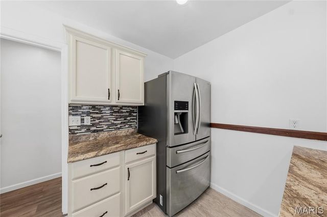 210 Horn Avenue, St Louis, MO 63125