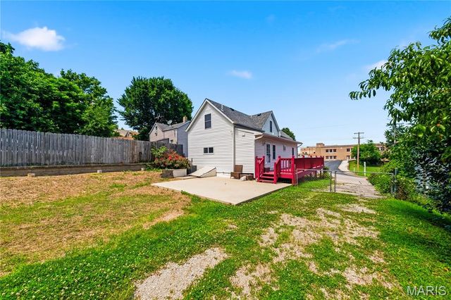 210 Horn Avenue, St Louis, MO 63125