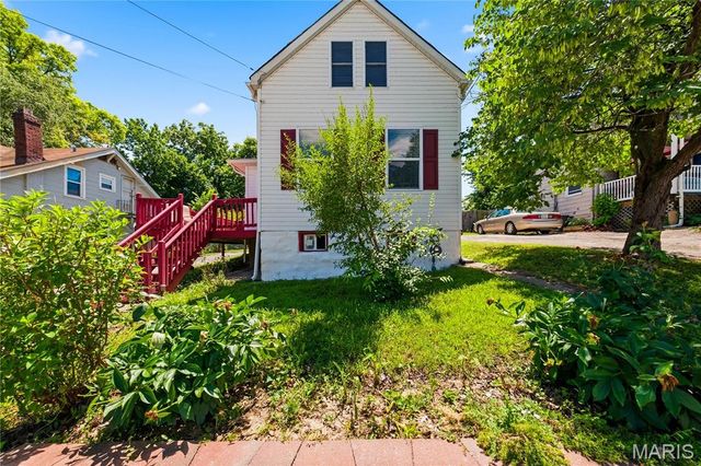 210 Horn Avenue, St Louis, MO 63125