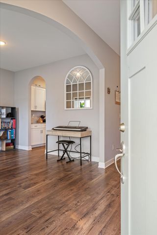 2738 Wind Gap Dr, Columbia, TN 38401