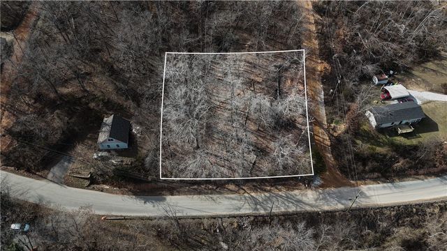 Lopez Drive, Rogers, AR 72758