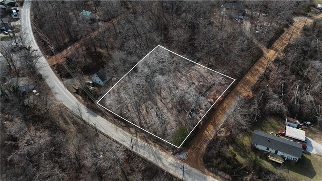 Lopez Drive, Rogers, AR 72758