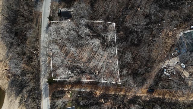 Lopez Drive, Rogers, AR 72758