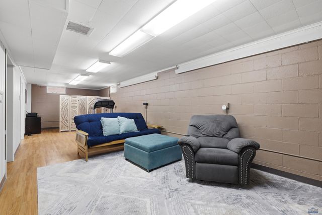 3518 BROOKSIDE DR, Rapid City, SD 57702