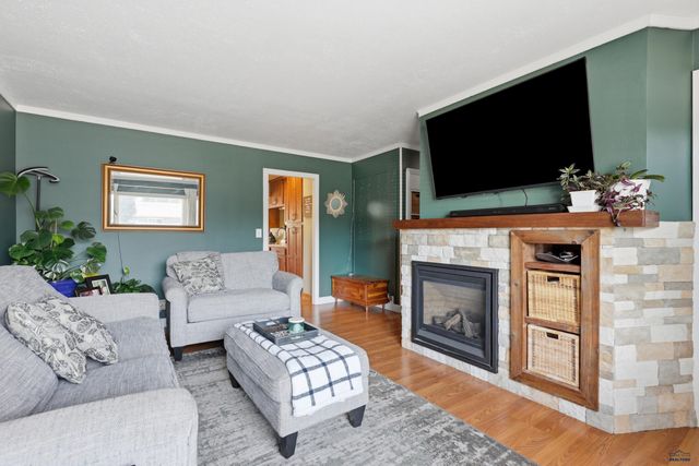 3518 BROOKSIDE DR, Rapid City, SD 57702