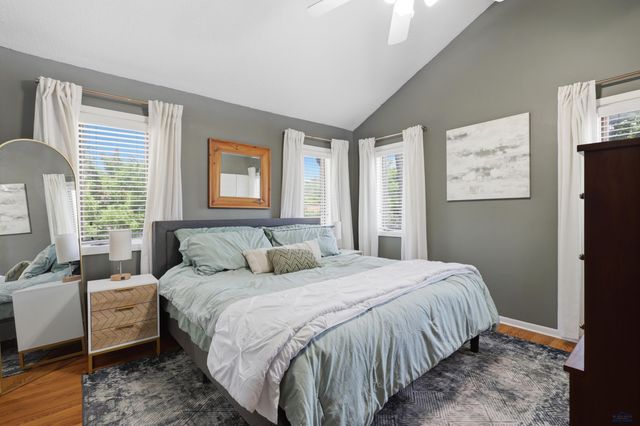 3518 BROOKSIDE DR, Rapid City, SD 57702