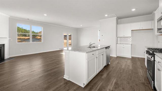 131 Landsdowne Way, Cartersville, GA 30120