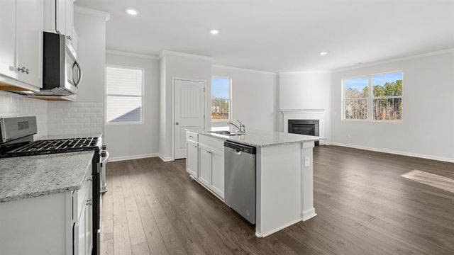 131 Landsdowne Way, Cartersville, GA 30120