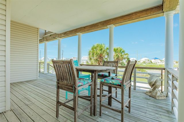 20911 W Sand Hill Drive, Galveston, TX 77554