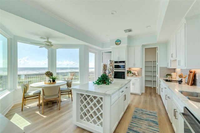 20911 W Sand Hill Drive, Galveston, TX 77554