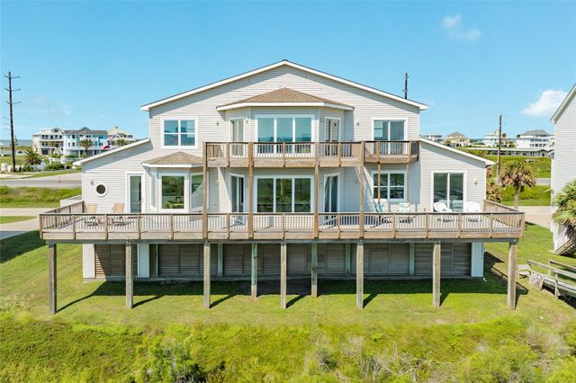 20911 W Sand Hill Drive, Galveston, TX 77554