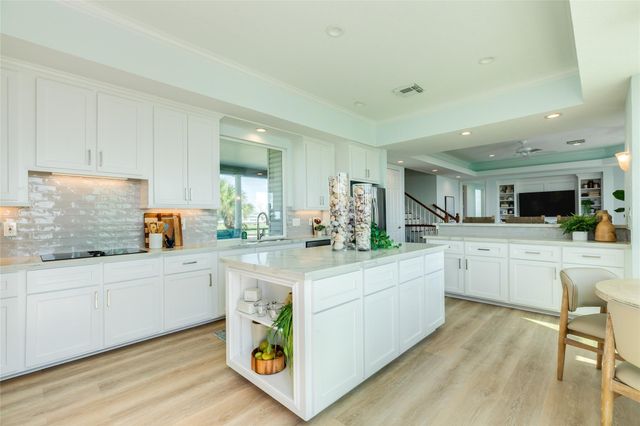 20911 W Sand Hill Drive, Galveston, TX 77554