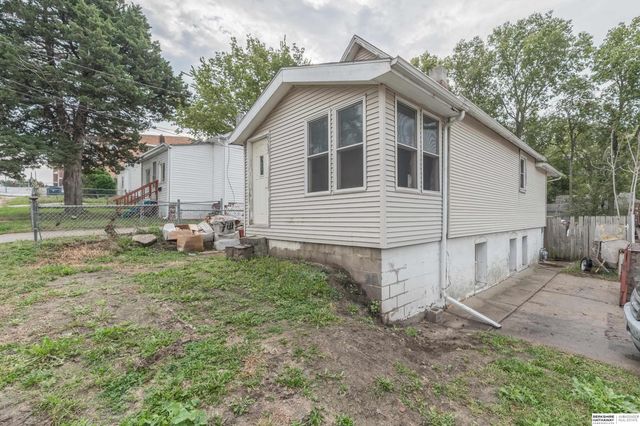 2507 Bancroft Street, Omaha, NE 68105