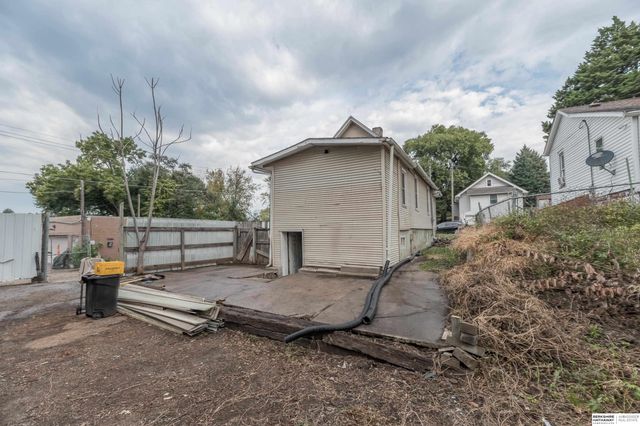 2507 Bancroft Street, Omaha, NE 68105