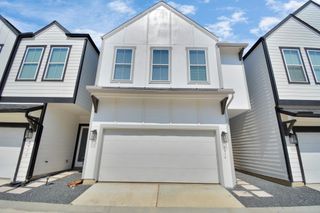 8419 Berry Brush Lane, Houston, TX 77022