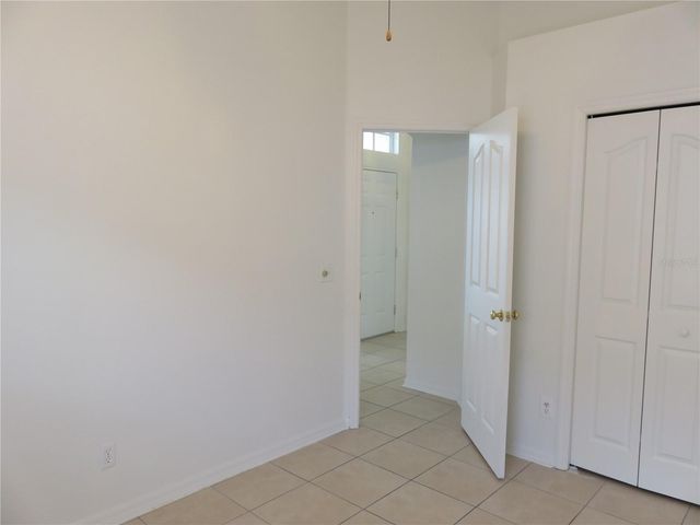 8613 FAWN CREEK DRIVE, Tampa, FL 33626