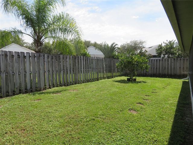 8613 FAWN CREEK DRIVE, Tampa, FL 33626