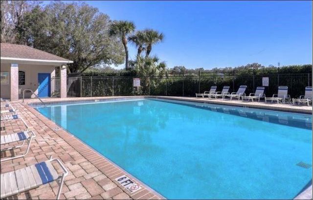 8613 FAWN CREEK DRIVE, Tampa, FL 33626