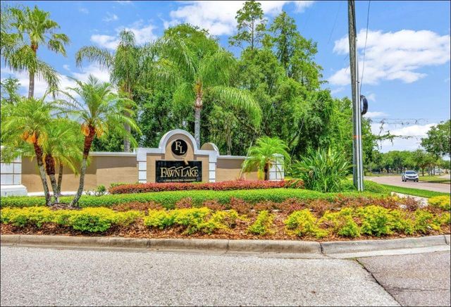 8613 FAWN CREEK DRIVE, Tampa, FL 33626