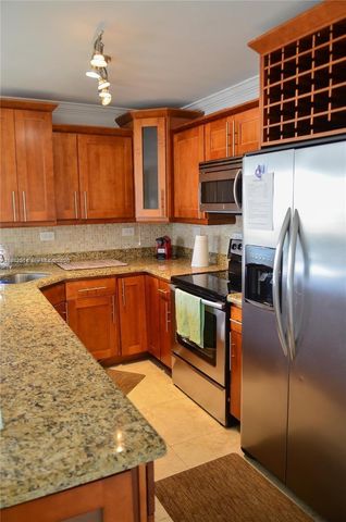 5555 Collins Ave 4A, Miami Beach, FL 33140