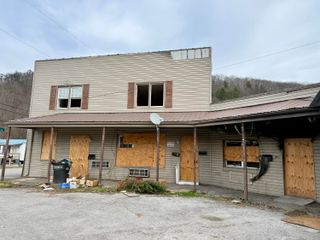 2517 N Main Street, Hazard, KY 41701