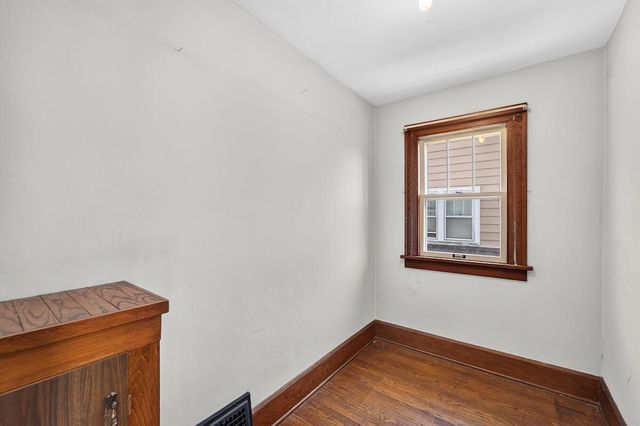 1127 Jefferson STREET, Racine, WI 53404