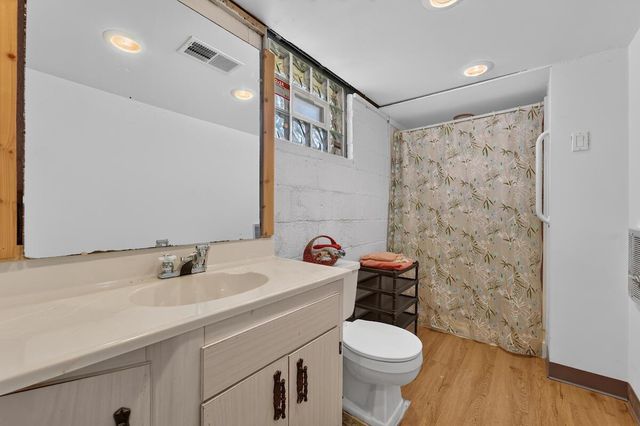 1127 Jefferson STREET, Racine, WI 53404