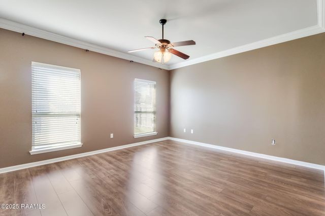 107 Hidden Hills Drive, Youngsville, LA 70592