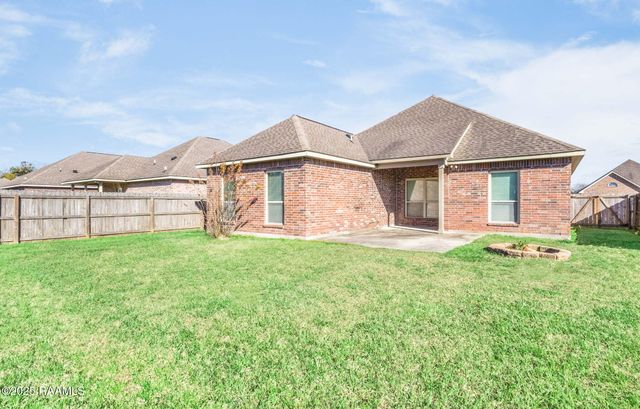 107 Hidden Hills Drive, Youngsville, LA 70592