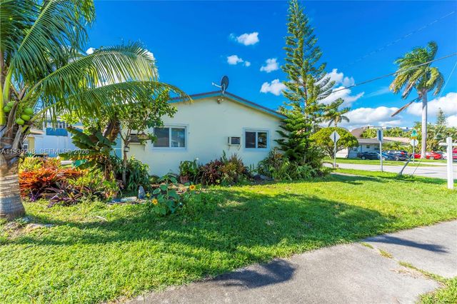 137 NE 1st Ct a, Dania Beach, FL 33004