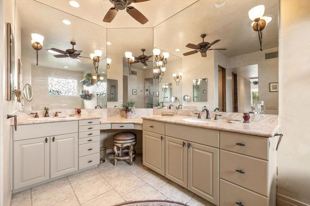 49240 Jfk Trail, Palm Desert, CA 92260