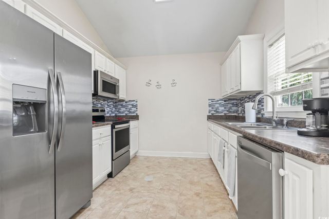 176 Whispering Oaks Dr., Longs, SC 29568