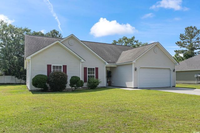 176 Whispering Oaks Dr., Longs, SC 29568