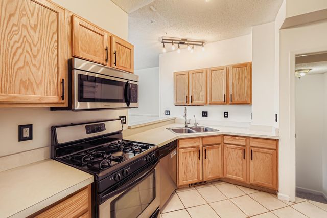 1938 Mainstreet, Hopkins, MN 55343