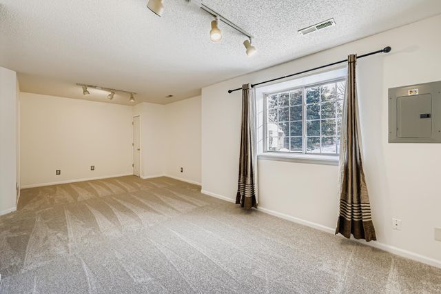 1938 Mainstreet, Hopkins, MN 55343