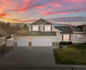 3826 S Morrow Ln, Spokane Valley, WA 99206