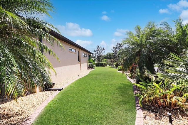 6104 HUNTERS RIDGE AVENUE, Leesburg, FL 34748